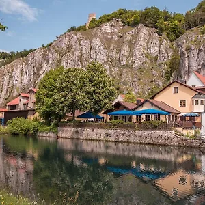 *** Hotel Landhotel - & Brauereigasthof Schneider Germany